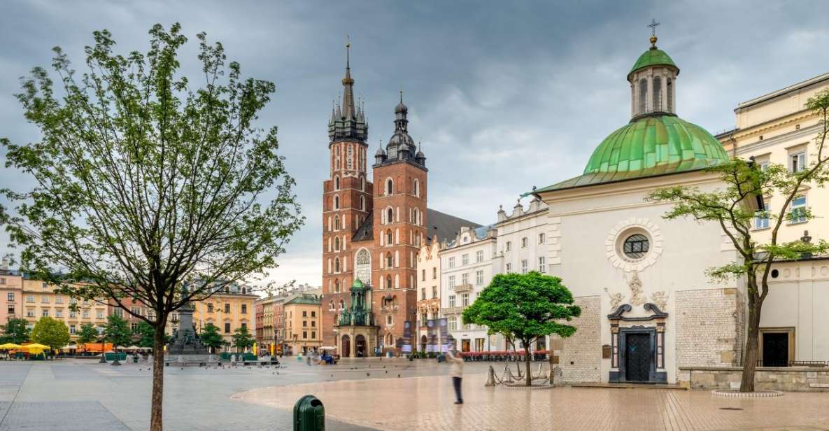 Old Town Short Guided Walk With Entry to St. Marys Basilica - Inclusions