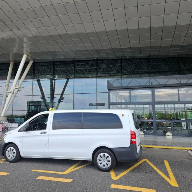 One-Way Private Transfer To/From Zagreb Airport - Vehicle and Amenities