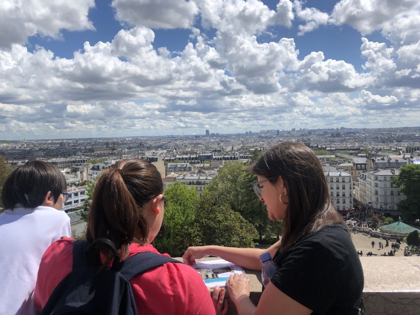 Paris: Guided Treasure Hunt Through Montmartre - Exploring Montmartre