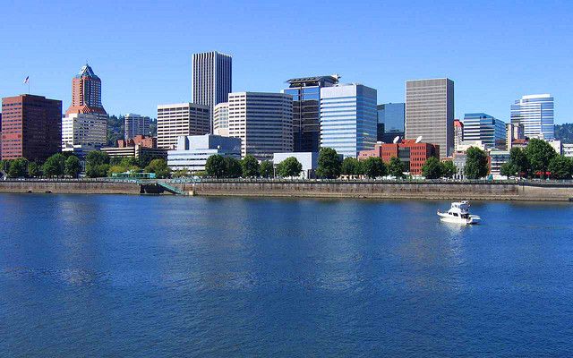 Portland: Morning City Highlights Tour - Visiting Pioneer Square