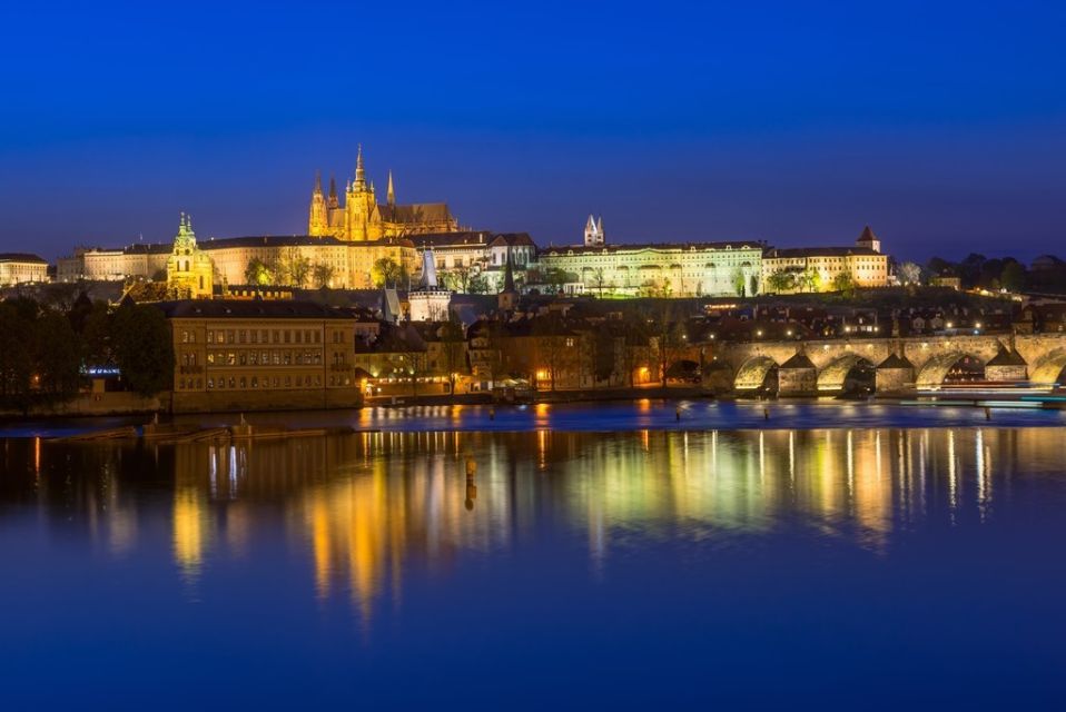 Prague: 2-Hour Dinner Cruise With Transfers - Scenic Route