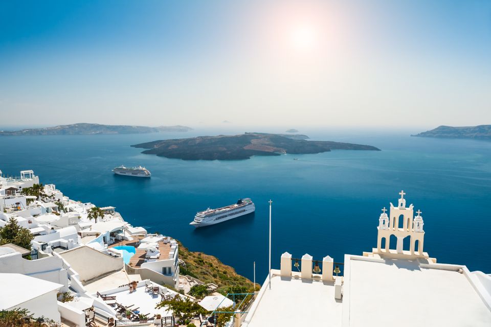 Private Famous Sights Tour With Local Guide in Santorini - Tour Highlights and Itinerary