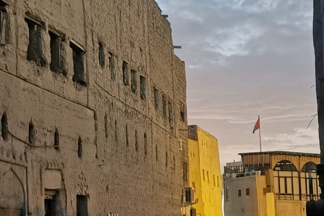 Private Heritage Tour Around Nizwa With Transportation - Visiting Heritage Village and Ruins