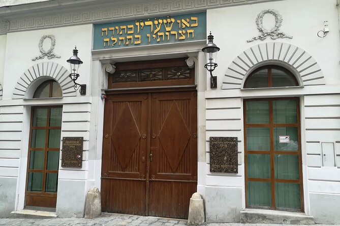 Private Jewish Vienna Walking Tour - Customer Feedback and Experiences