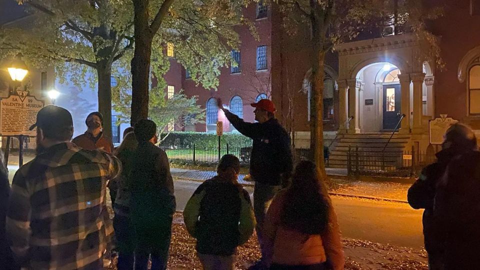 Richmond: Court End Walking Ghost Tour - Experience Highlights