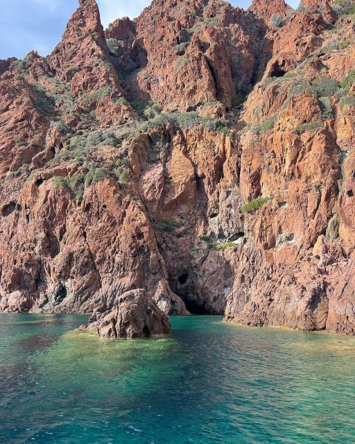 Scandola and the Calanques of Piana - Marvel at the Stunning Coastal Scenery