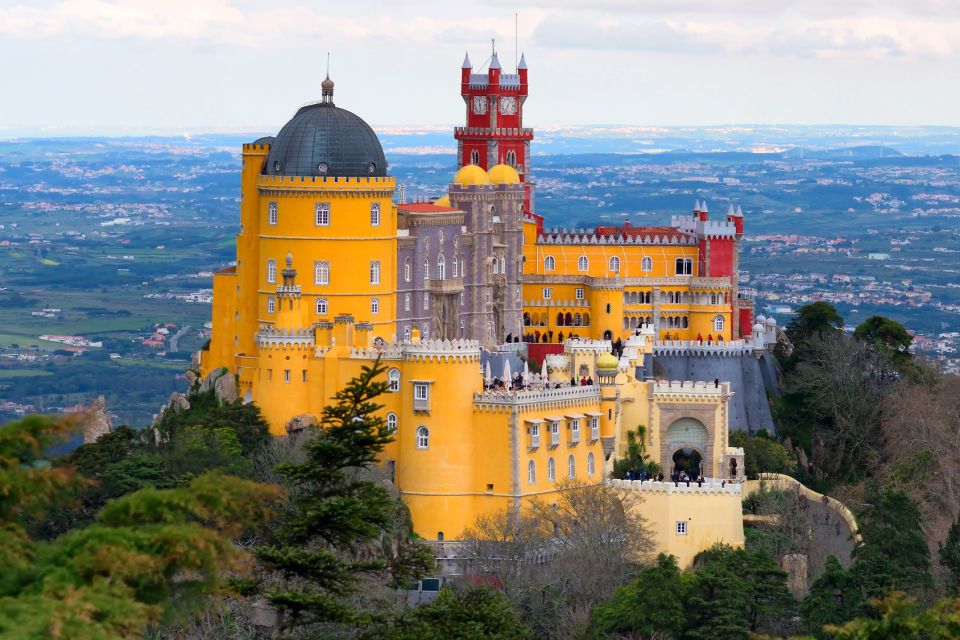 Sintra: 2 Hours Guided Sightseeing Tour by Vintage Tuk/Buggy - Included in the Tour