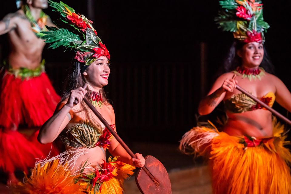 South Maui: Gilligans Island Luau With Dinner and Drinks - Dining Options