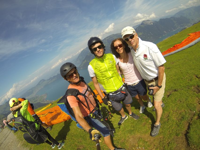 Stans: Tandem Paragliding Experience - Included in the Experience