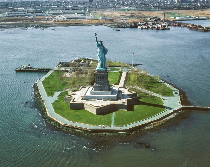 Statue of Liberty and Ellis Island Guided Tour - Tour Itinerary