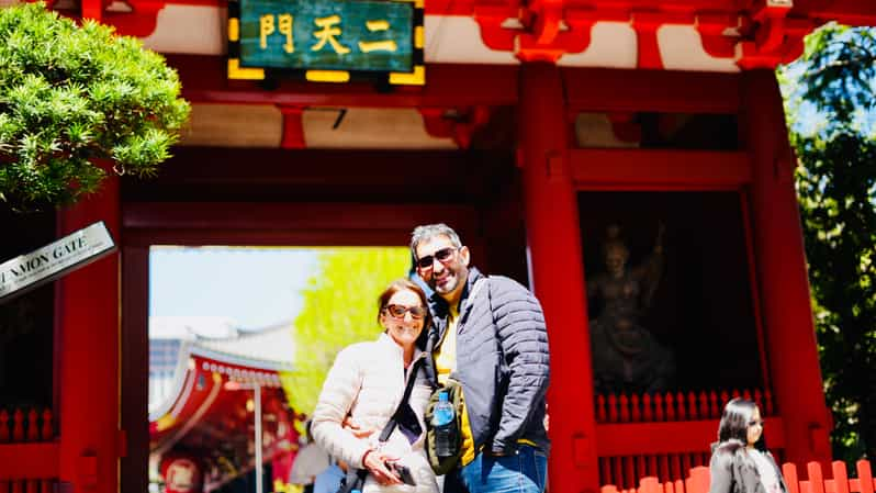 Tokyo: Asakusa Historical Guided and PhotoShoot Eating Tour - Experience and Activities