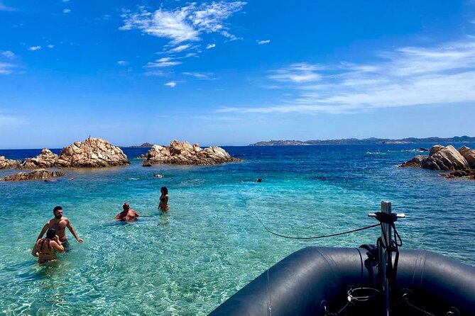 Tour of the Archipelago of La Maddalena Ecofriendly - Multilingual Explanations