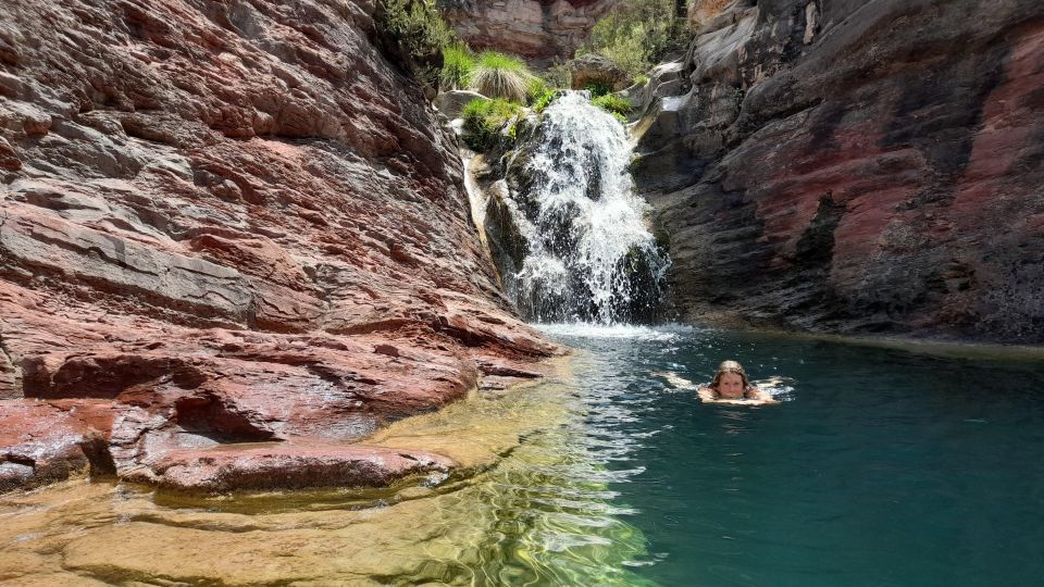 Valencia: Take a Dip in the El Pozo Negro Natural Pool - Hiking Experience