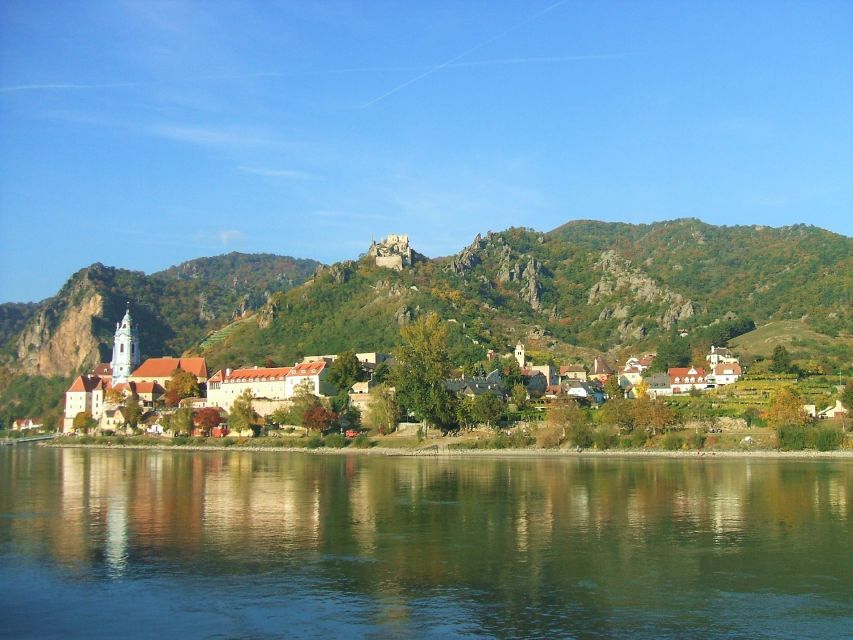 Vienna: Wachau Valley Private Kayak and Wine Tour - Included Experiences