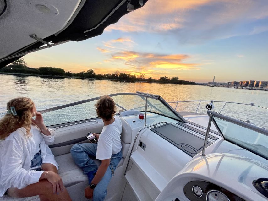 Washington DC: Private or Shared Waterfront Yacht Tour - Yacht Amenities