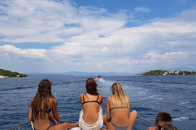 Water Taxi Ride From Split Airport to Hvar - Travel Requirements and Restrictions