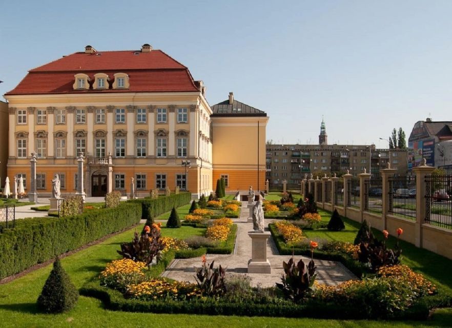 Wroclaw Royal Palace Private Guided Tour - Experience Highlights