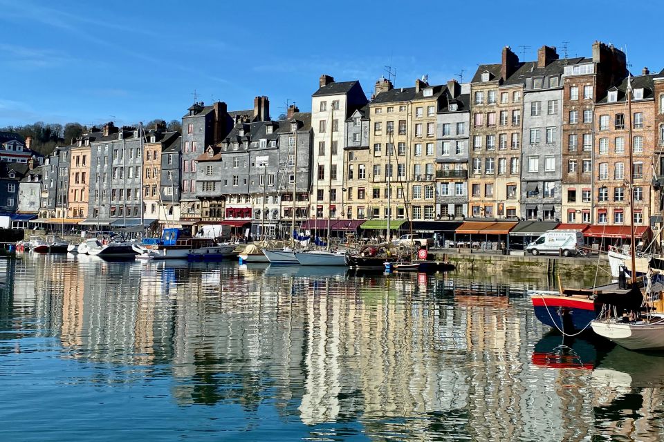 2-day Private Mont Saint-Michel, Normandy, 3 Loire Castles - Amboise Castle