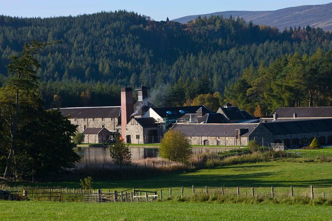 Aberdeen & Shire Castle & Distillery Private Group One Day Tour - Whisky Tasting