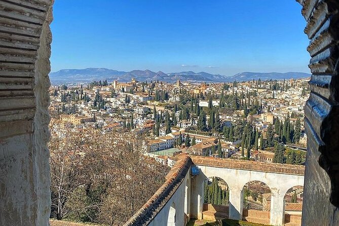 Alhambra, Generalife & Nasrid Palace Self Audio Guide Tour - Nasrid Palace Access