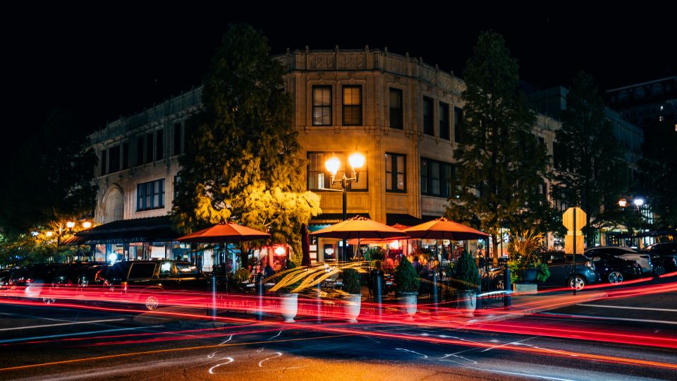 Asheville: Terrors, Boos and Booze Haunted Pub Crawl - Guided Tour Experience