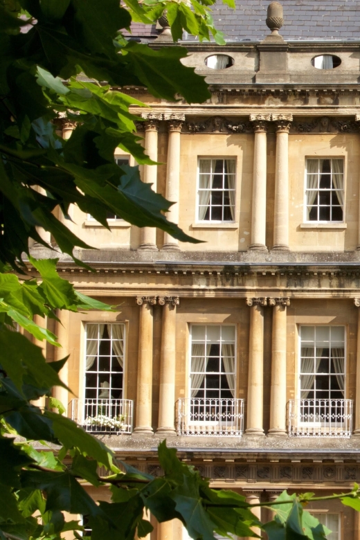 Bath: Guided Walking Tour - Rich History Uncovered