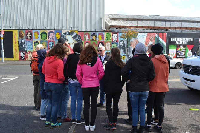 Belfast Iconic Mural Taxi Tour Private 2hr Adventure - Customer Feedback and Reviews