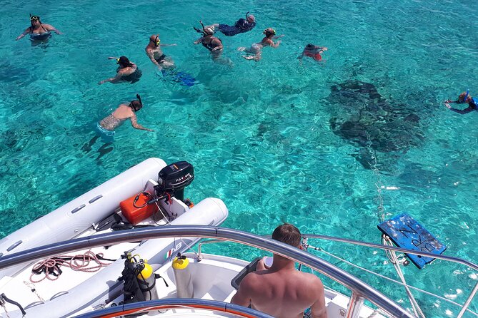 Boat Trip to Klein Curacao - Positive Reviews and Recognition