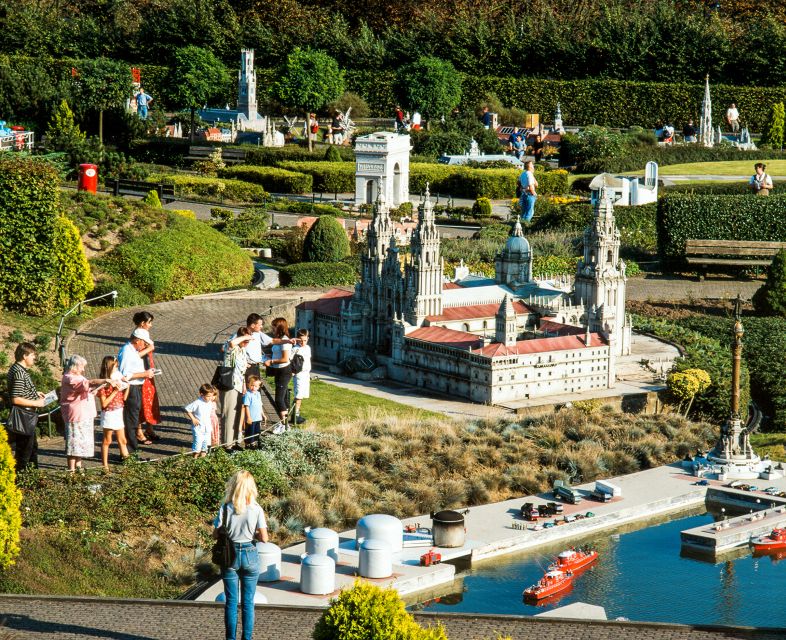 Brussels: Entry Ticket to Mini-Europe - Accessibility and Amenities