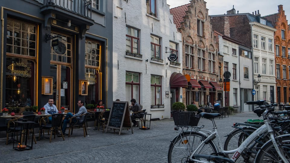 Brussels: Private Trip to Bruges & Food Tour With 6 Tastings - Tasting Itinerary