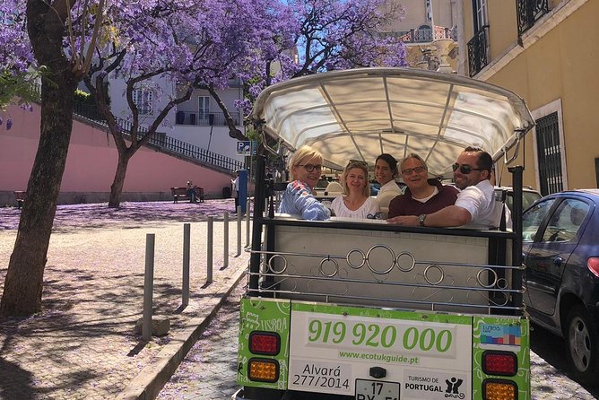 Discovering the Past: Tuk-Tuk Tour of Old Lisbon - Pickup and Drop-off Details