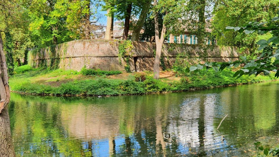 Düsseldorf: Self-Guided Walk Along River Düsseldorf to Old Town - Technical Requirements