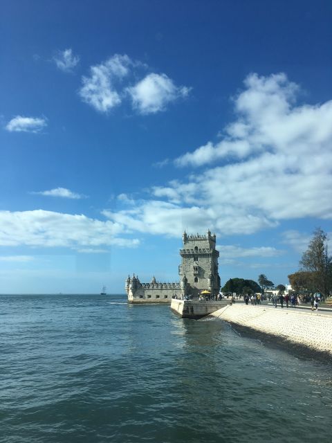 E- Bike Tour From the Heart of Lisbon to the Tower of Belém - Bike Rental Process