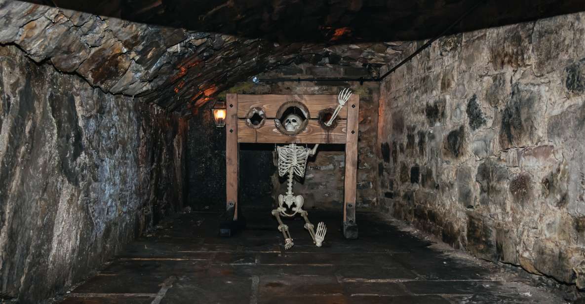 Edinburgh: Old Town and Underground Historical Tour - Historical Figures and Legends