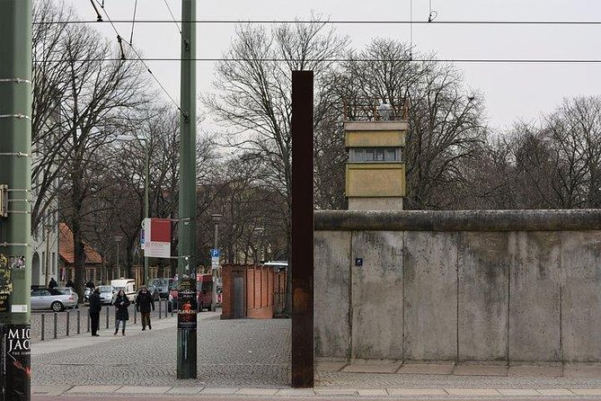 Explore The Berlin Wall: Cold War Berlin and Behind the Berlin Wall - Significant Sites Along the Wall