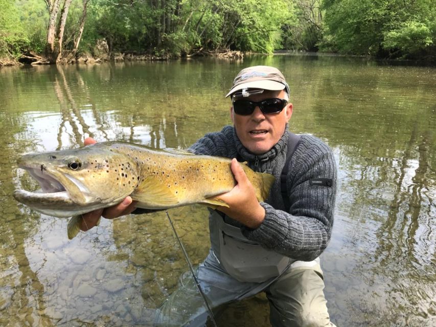 Fly Fishing Course in Jura - Pricing and Booking