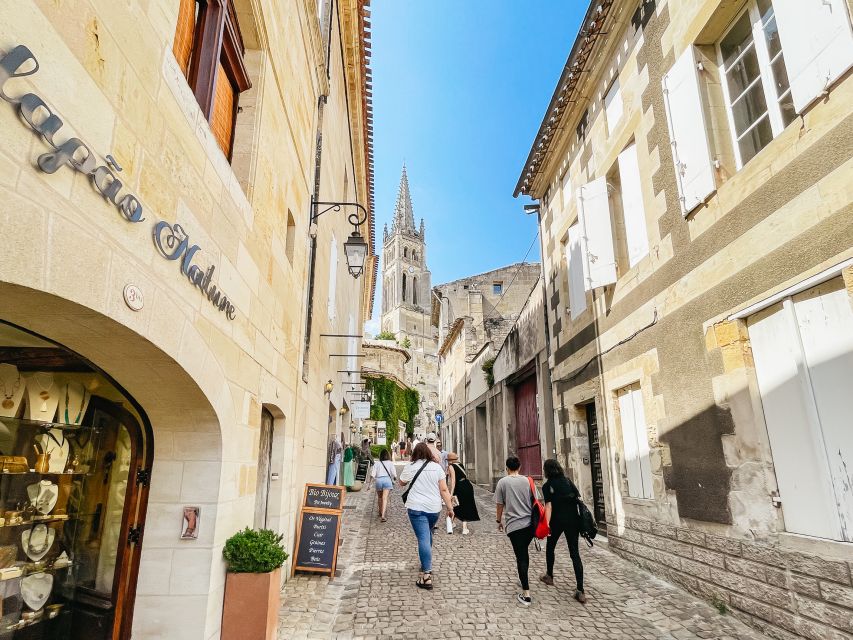 From Bordeaux: Saint-Emilion Guided Wine Tasting Tour - Guided Tour of Saint-Émilion