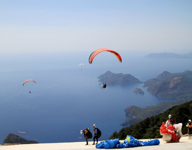 From Dalaman/Sarigerme: Fethiye Tandem Paragliding - Panoramic Views and Thrilling Flights