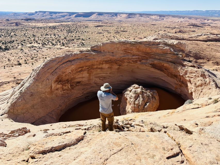 From Escalante: Grand Staircase Cosmic Ashtray Tour - Getting to the Meeting Point