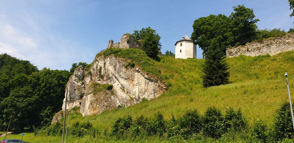 From Krakow: Ojców National Park & Ogrodzieniec Castle Tour - Pieskowa Skała Visit