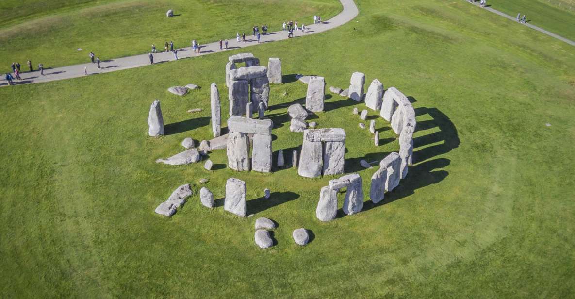 From London: Windsor, Stonehenge, & Salisbury Cathedral Trip - Mysterious Stonehenge