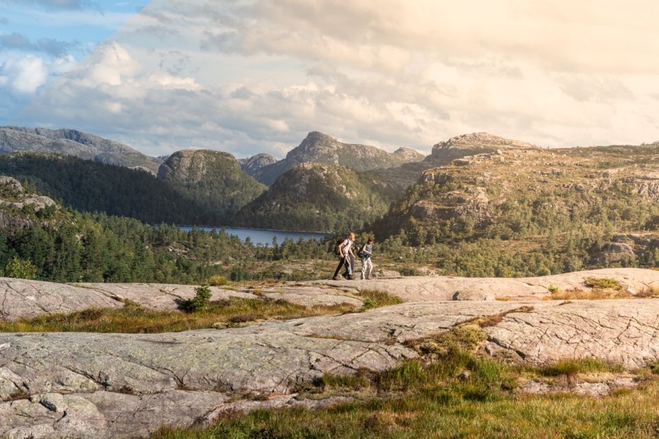 From Stavanger: Pulpit Rock Guided Hike With Pickup - Hiking to Pulpit Rock