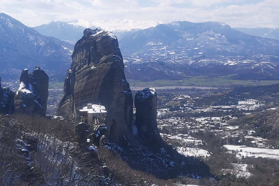 From Thessaloniki: Private Day Trip to Meteora With Transfer - Main Stops and Experiences