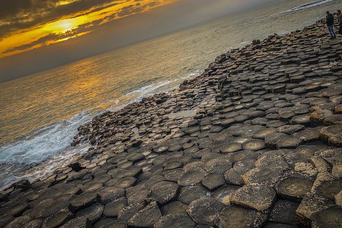 Giants Causeway & Game of Thrones Tour From Belfast - Personalized Experience