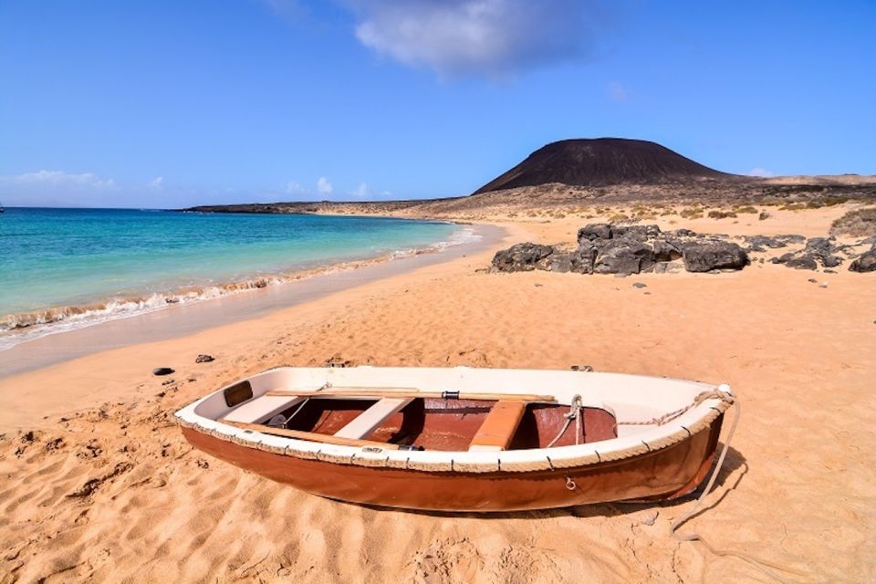 Graciosa Island: Jeep Safari Playa De Las Conchas - Booking and Cancellation