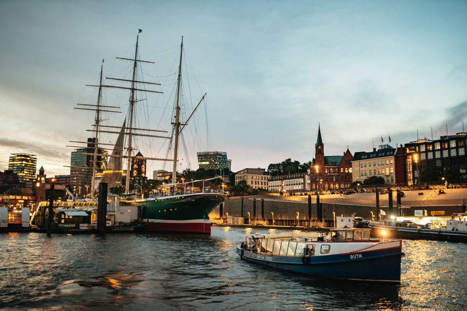 Hamburg: 1-Hour Harbor Evening Lights Cruise - Panoramic Views