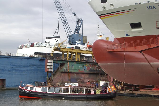 Hamburg Harbor Tour With a Barge - Duration and Capacity