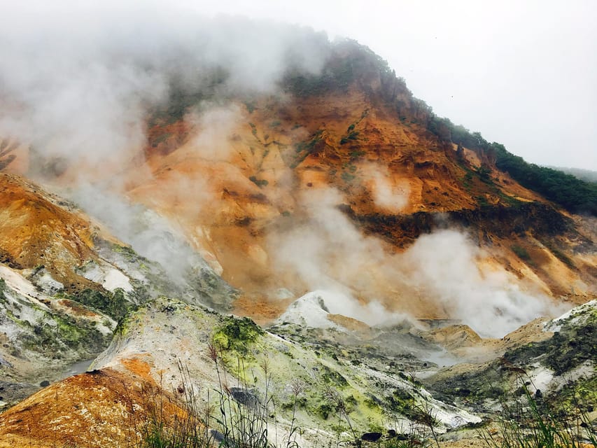 Hokkaido Noboribetsu Lake Toya Tour From Sapporo - Important Information