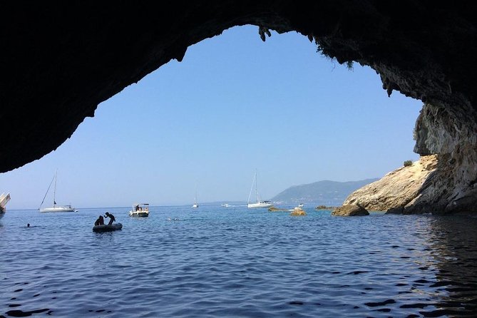 Island Hopping From Lefkada - Lunch and Drinks