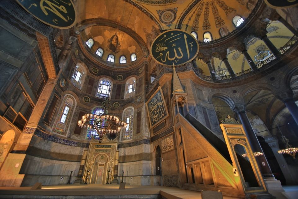 Istanbul: Full-Day Private Highlights Tour - Viewing the Hippodrome